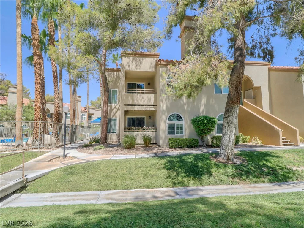 3145 Flamingo, Las Vegas, NV 89121