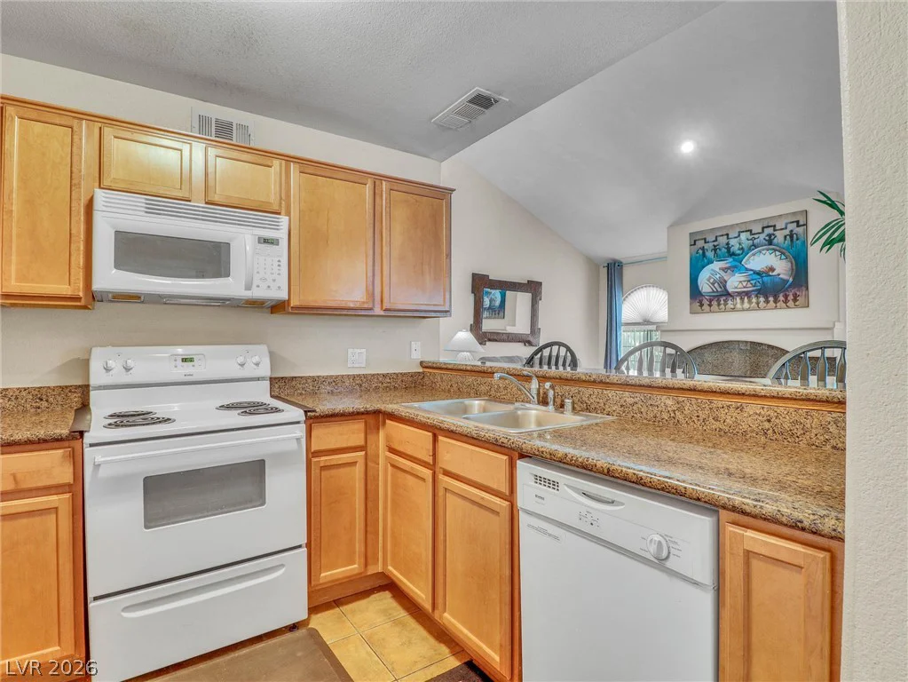 3145 Flamingo, Las Vegas, NV 89121