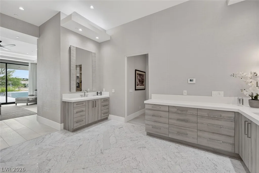 43 Crested Cloud, Las Vegas, NV 89135