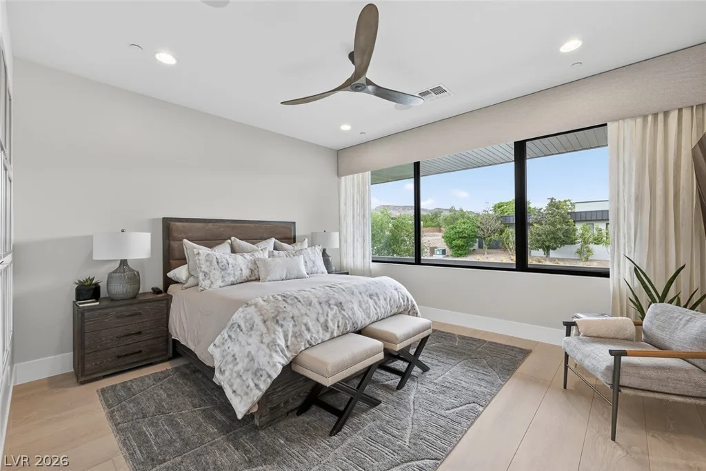 43 Crested Cloud, Las Vegas, NV 89135