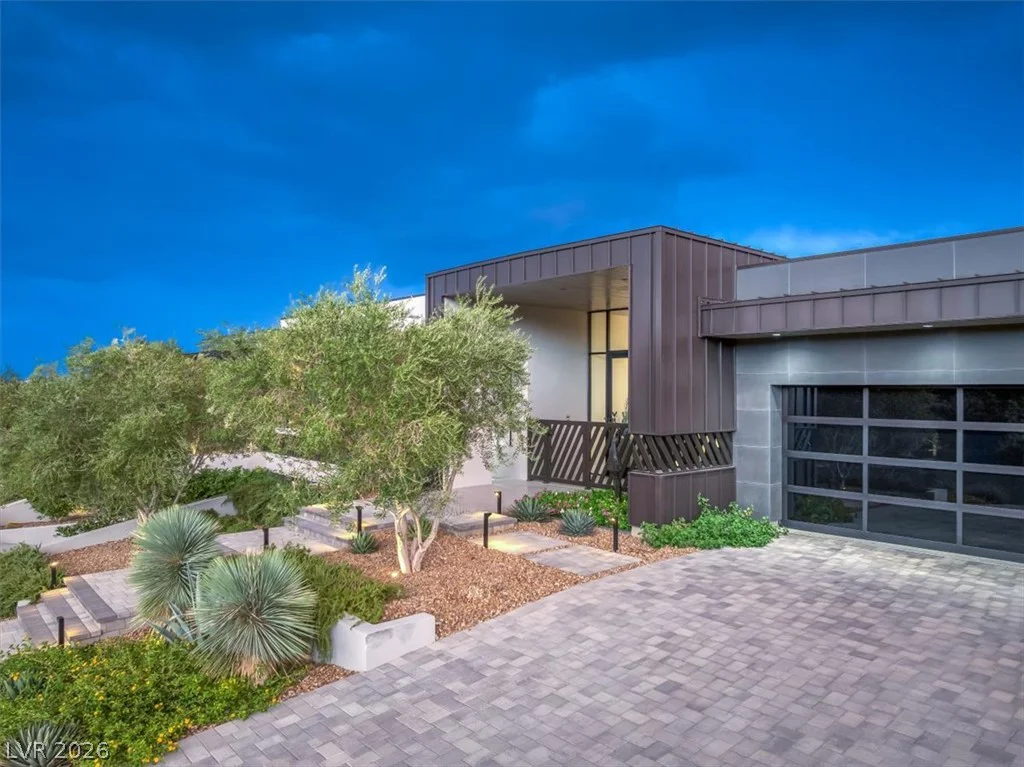 43 Crested Cloud, Las Vegas, NV 89135