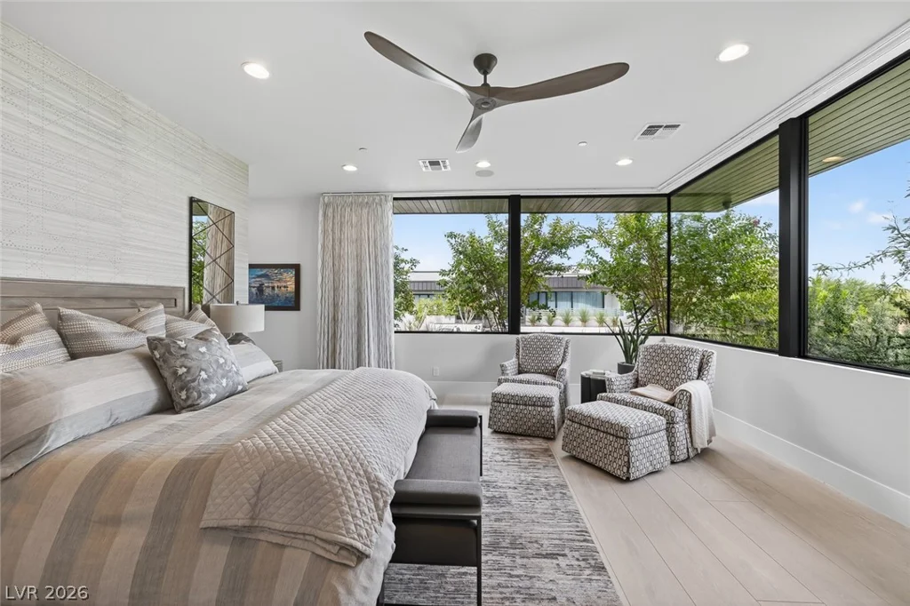 43 Crested Cloud, Las Vegas, NV 89135