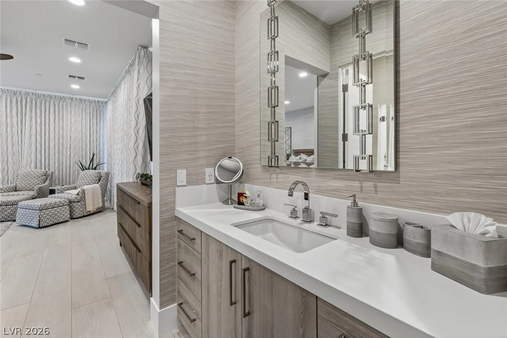 43 Crested Cloud, Las Vegas, NV 89135