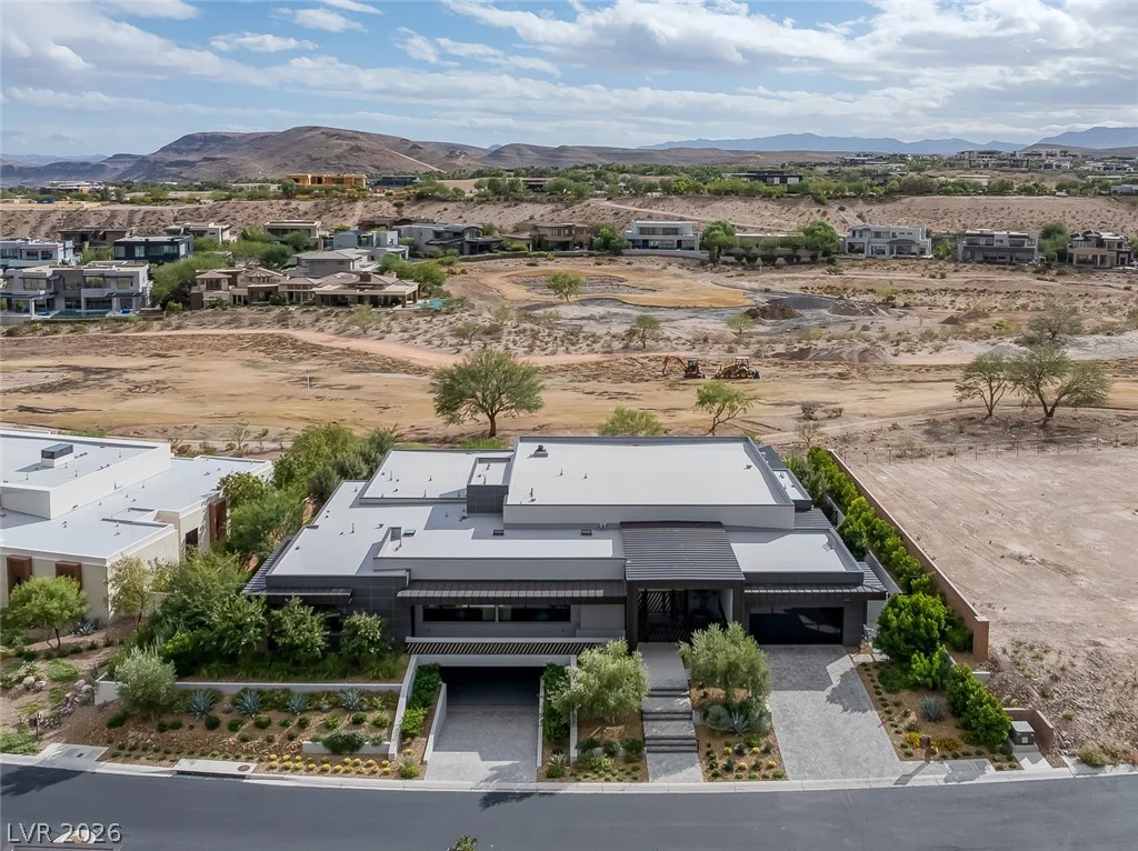 43 Crested Cloud, Las Vegas, NV 89135