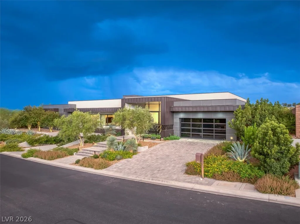 43 Crested Cloud, Las Vegas, NV 89135