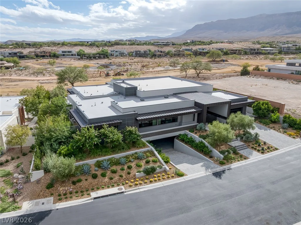 43 Crested Cloud, Las Vegas, NV 89135