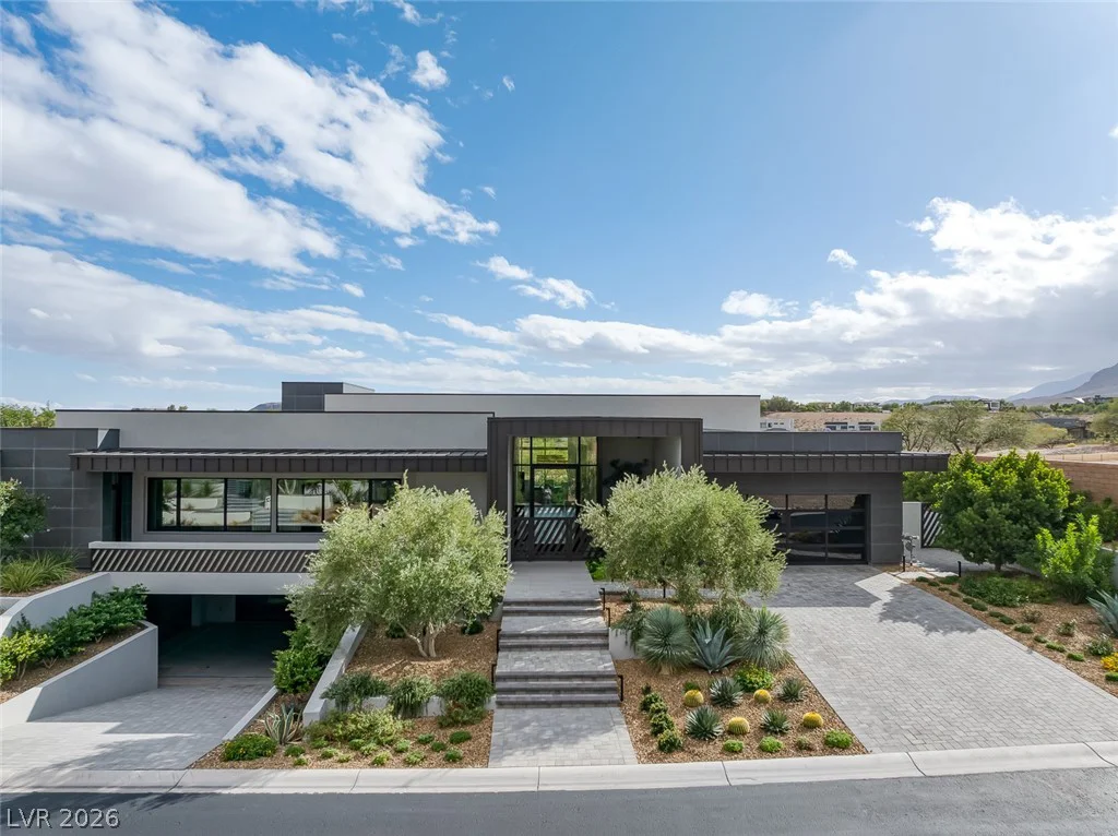 43 Crested Cloud, Las Vegas, NV 89135