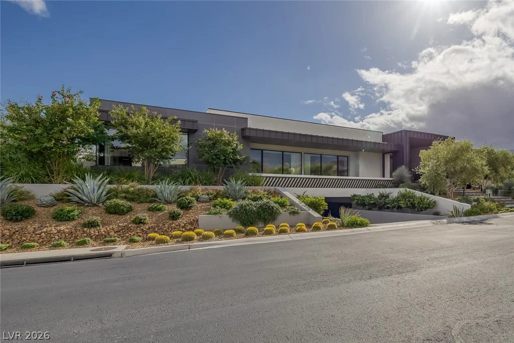 43 Crested Cloud, Las Vegas, NV 89135