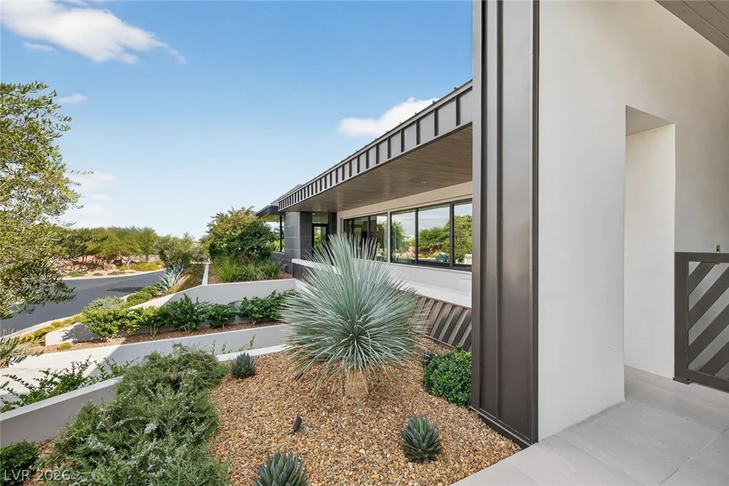43 Crested Cloud, Las Vegas, NV 89135