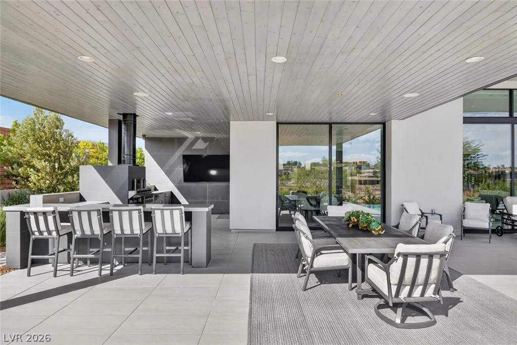 43 Crested Cloud, Las Vegas, NV 89135