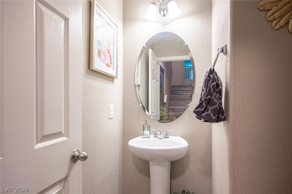 6932 Yellow Cosmos, Las Vegas, NV 89130