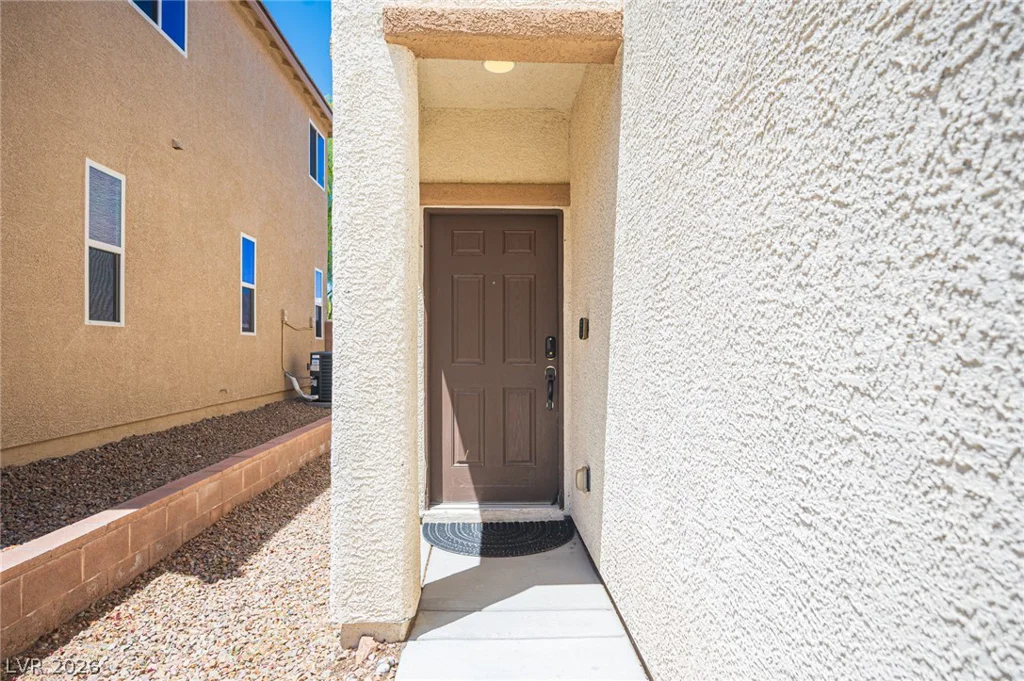 6932 Yellow Cosmos, Las Vegas, NV 89130