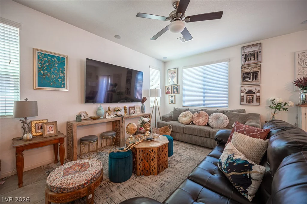 6932 Yellow Cosmos, Las Vegas, NV 89130