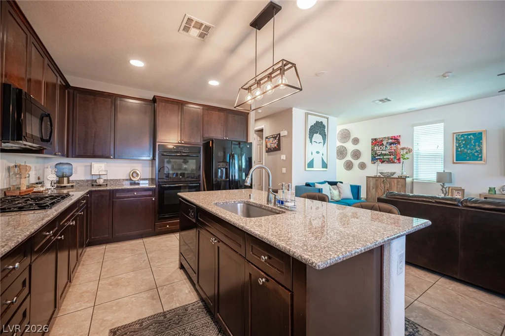 6932 Yellow Cosmos, Las Vegas, NV 89130