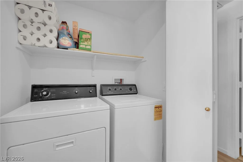 2311 Red Crossbill, Las Vegas, NV 89142