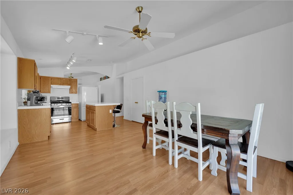 2311 Red Crossbill, Las Vegas, NV 89142