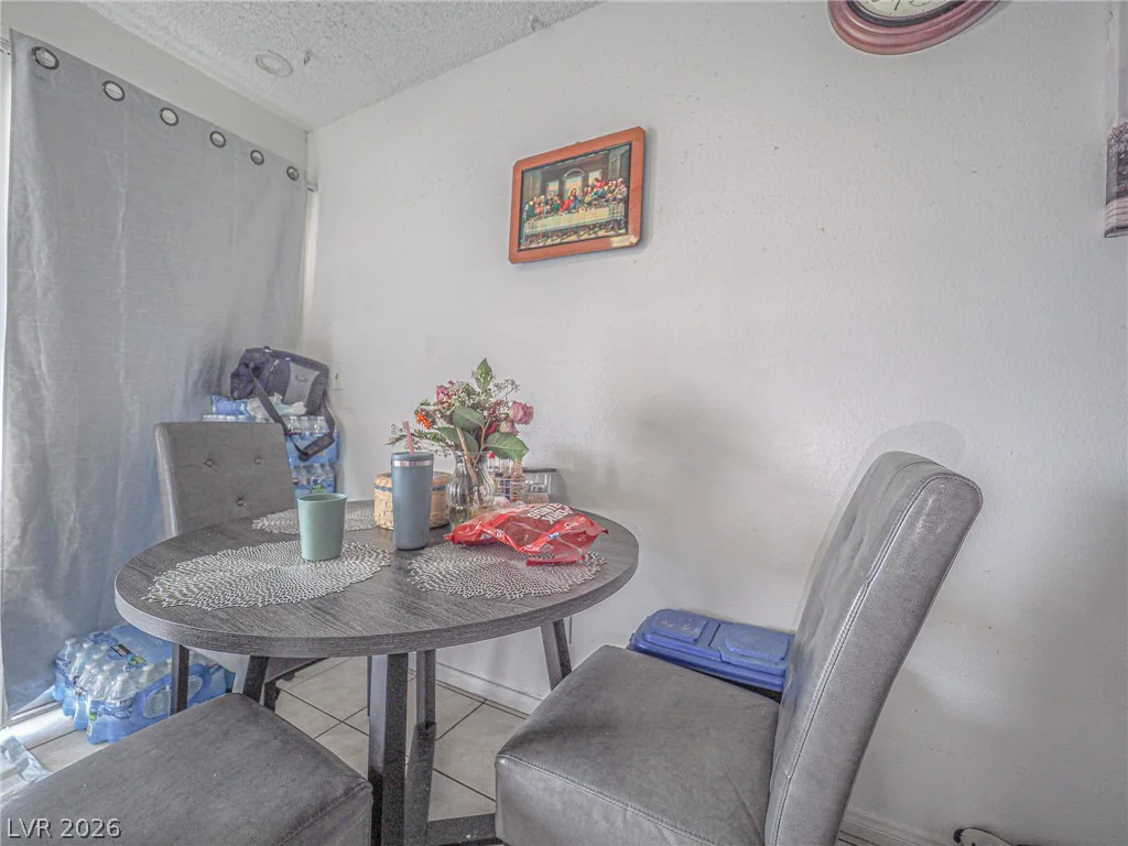 1370 Vegas Valley, Las Vegas, NV 89169