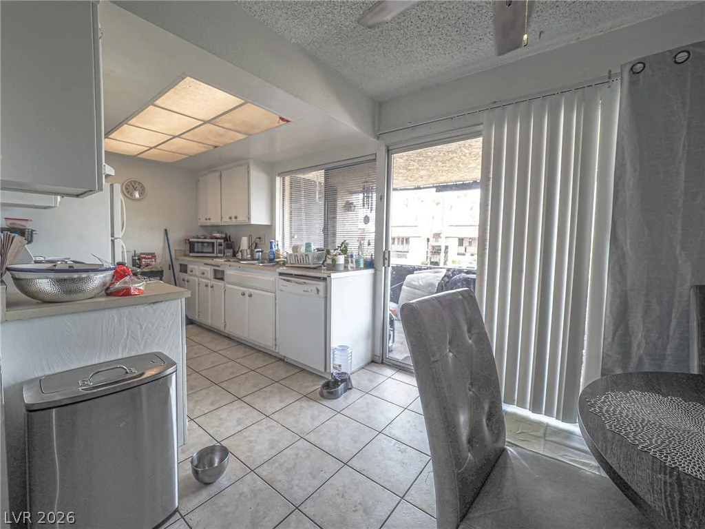 1370 Vegas Valley, Las Vegas, NV 89169
