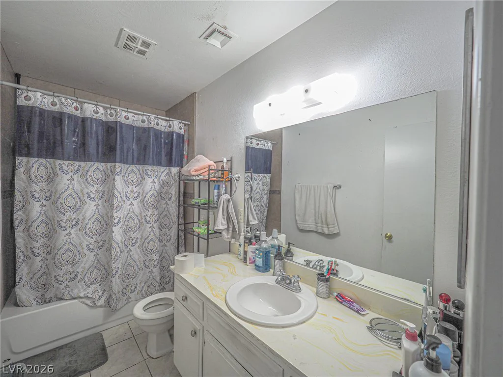 1370 Vegas Valley, Las Vegas, NV 89169