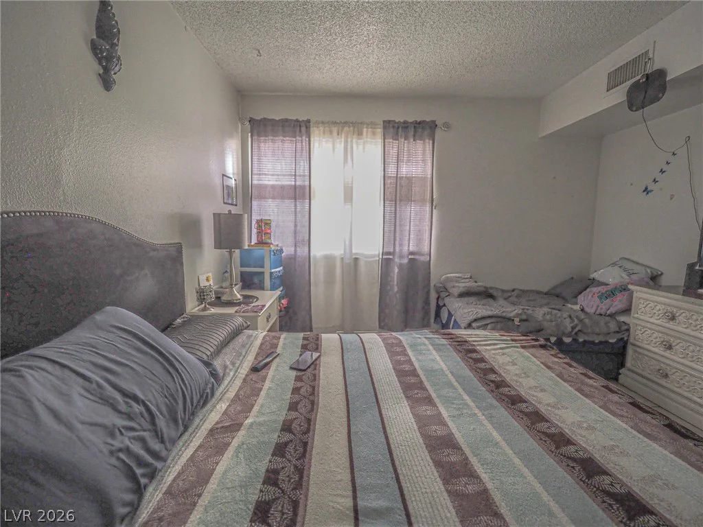 1370 Vegas Valley, Las Vegas, NV 89169