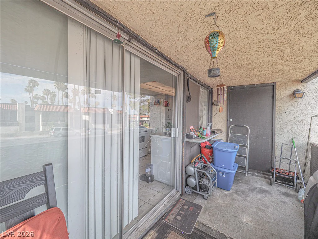 1370 Vegas Valley, Las Vegas, NV 89169