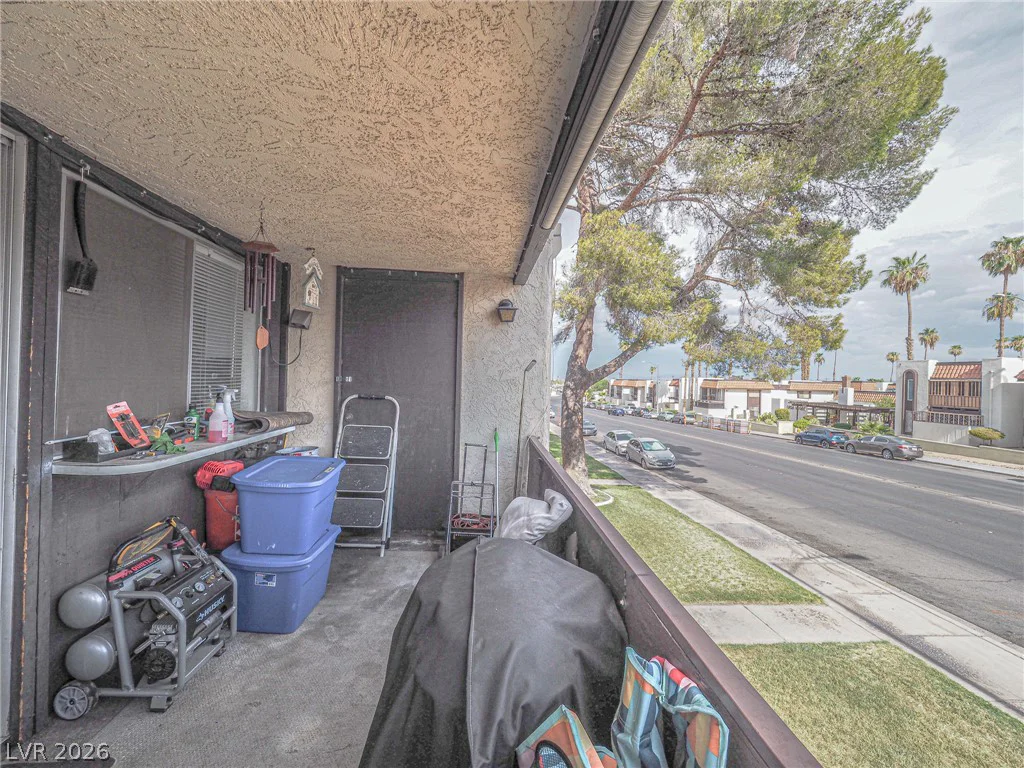 1370 Vegas Valley, Las Vegas, NV 89169