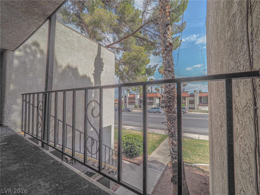1370 Vegas Valley, Las Vegas, NV 89169