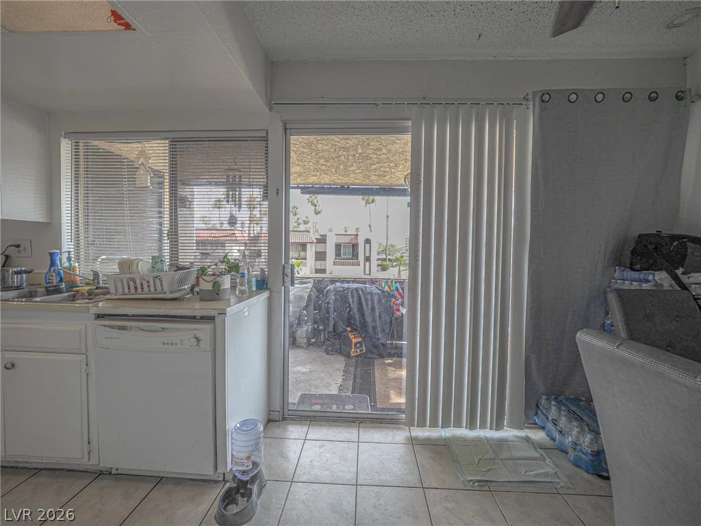 1370 Vegas Valley, Las Vegas, NV 89169