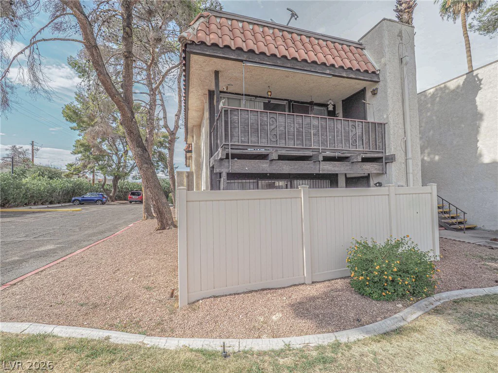 1370 Vegas Valley, Las Vegas, NV 89169