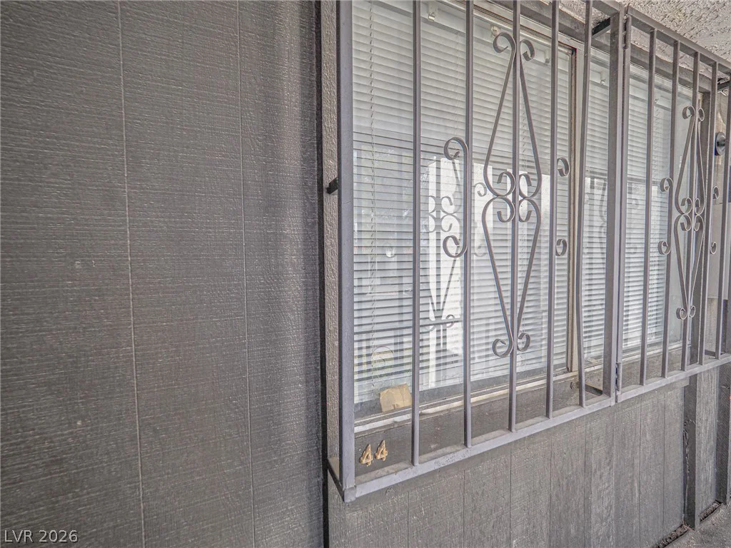 1370 Vegas Valley, Las Vegas, NV 89169