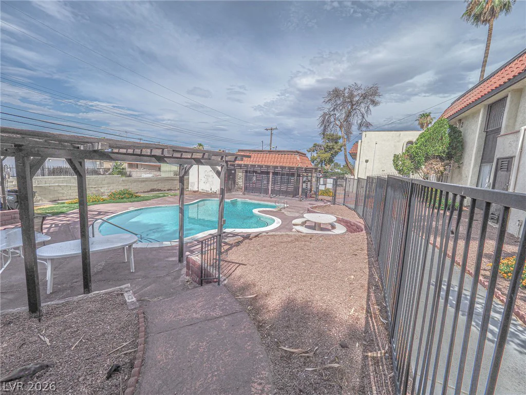 1370 Vegas Valley, Las Vegas, NV 89169