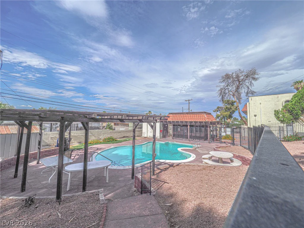 1370 Vegas Valley, Las Vegas, NV 89169
