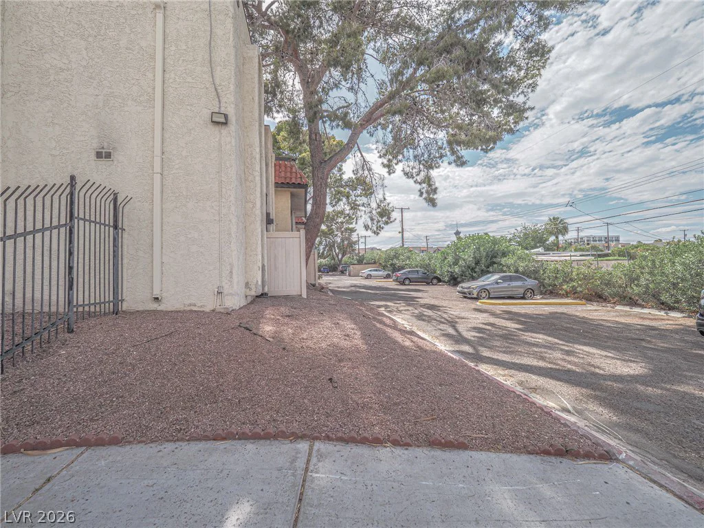 1370 Vegas Valley, Las Vegas, NV 89169