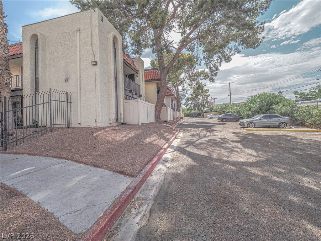 1370 Vegas Valley, Las Vegas, NV 89169