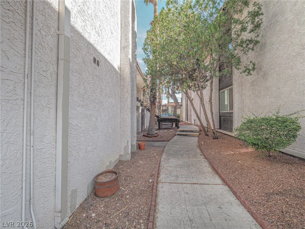1370 Vegas Valley, Las Vegas, NV 89169
