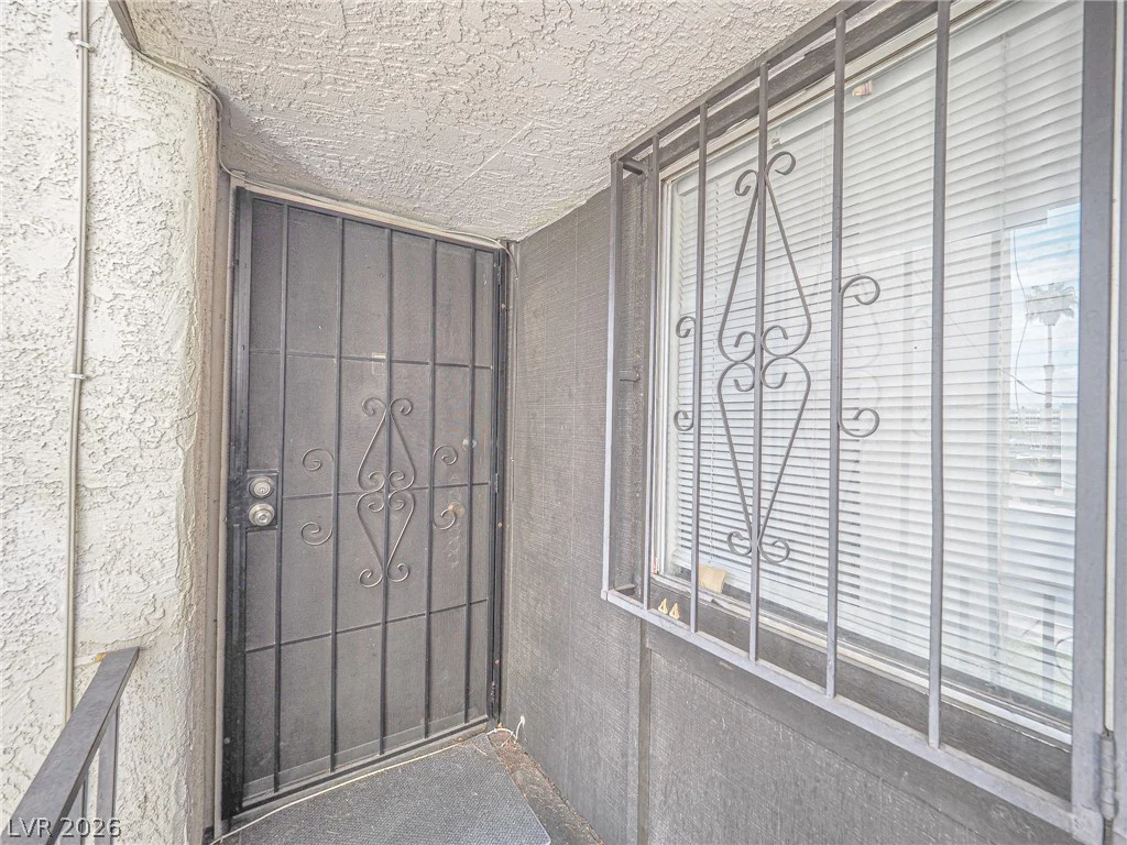 1370 Vegas Valley, Las Vegas, NV 89169