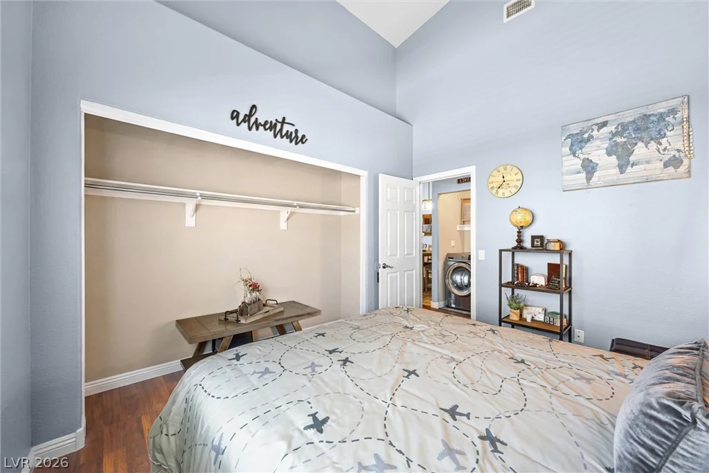 2053 Gravel Hill, Las Vegas, NV 89117