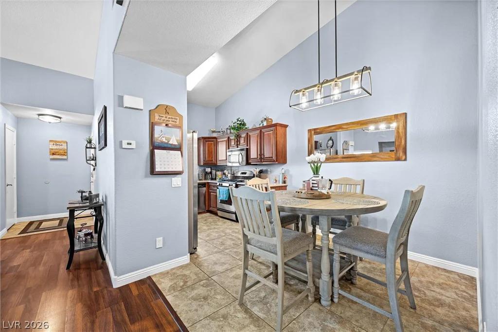 2053 Gravel Hill, Las Vegas, NV 89117