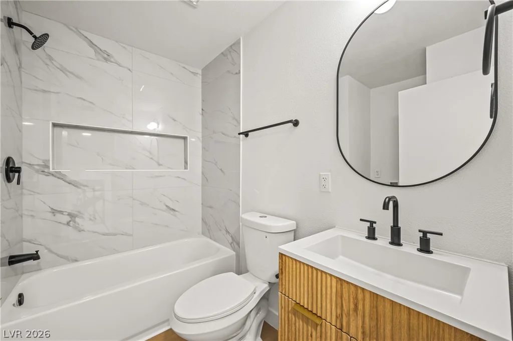 4770 Topaz, Las Vegas, NV 89121