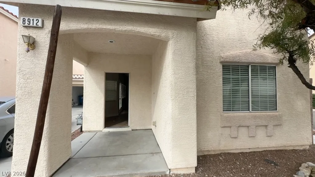 8912 Snowtrack, Las Vegas, NV 89149