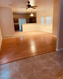 8912 Snowtrack, Las Vegas, NV 89149