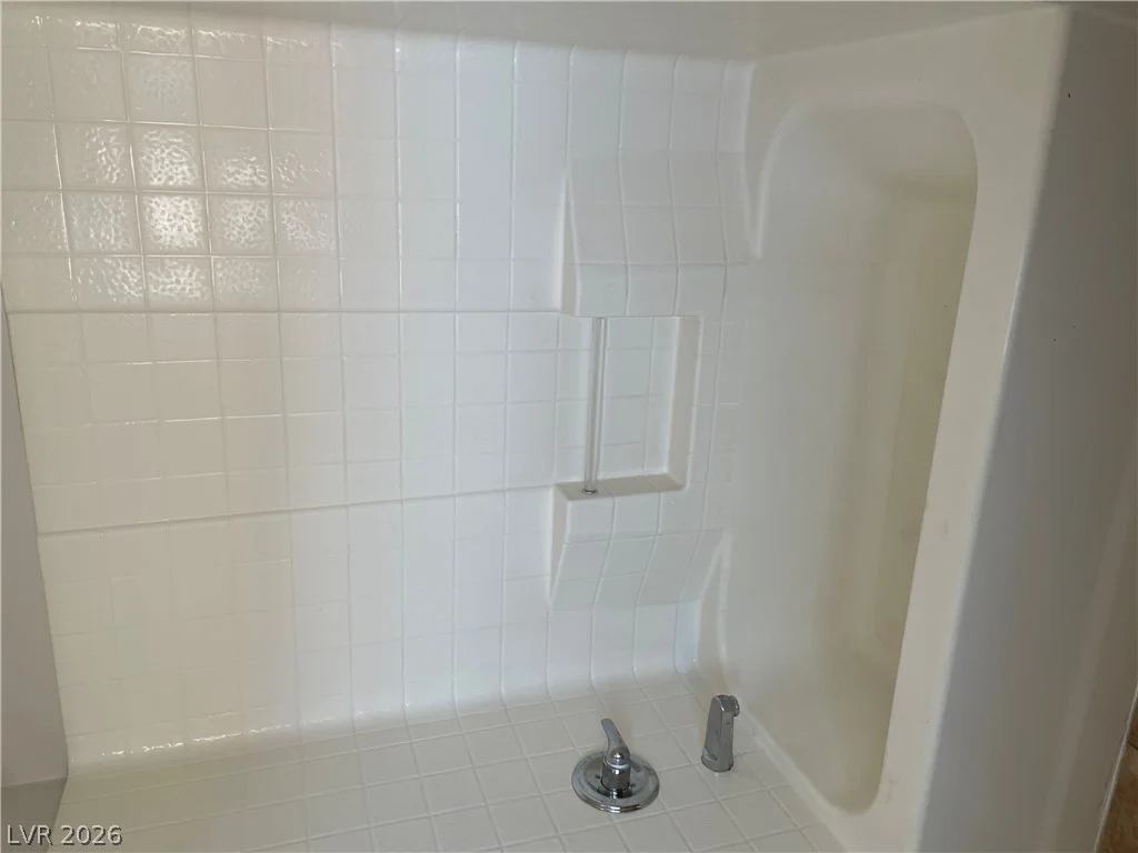 8912 Snowtrack, Las Vegas, NV 89149