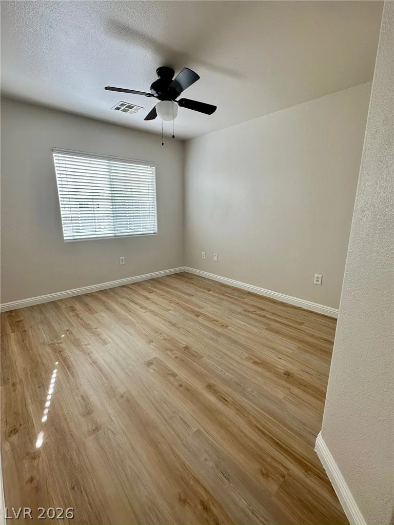 8912 Snowtrack, Las Vegas, NV 89149