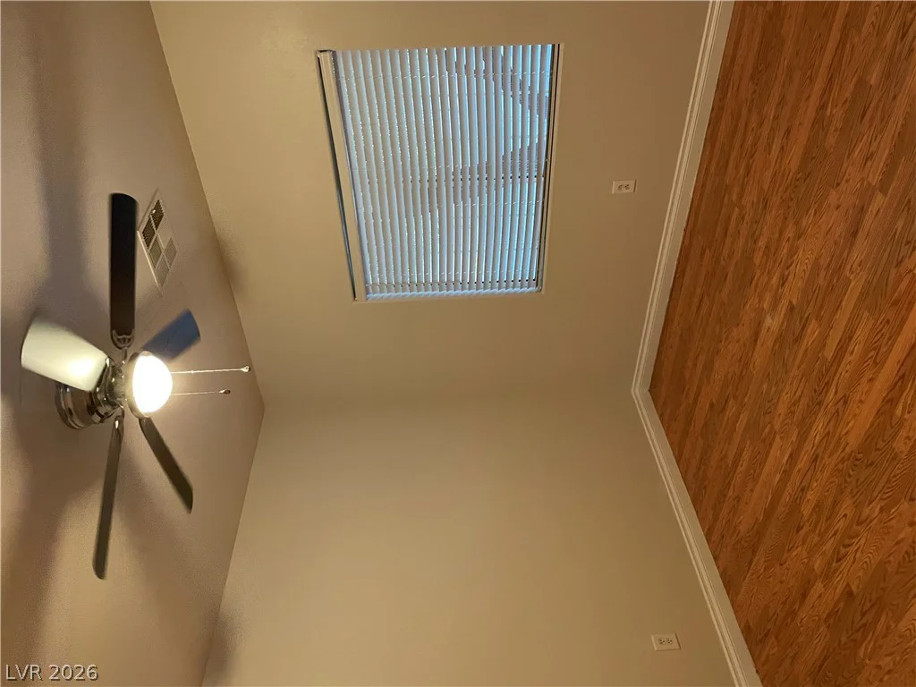 8912 Snowtrack, Las Vegas, NV 89149