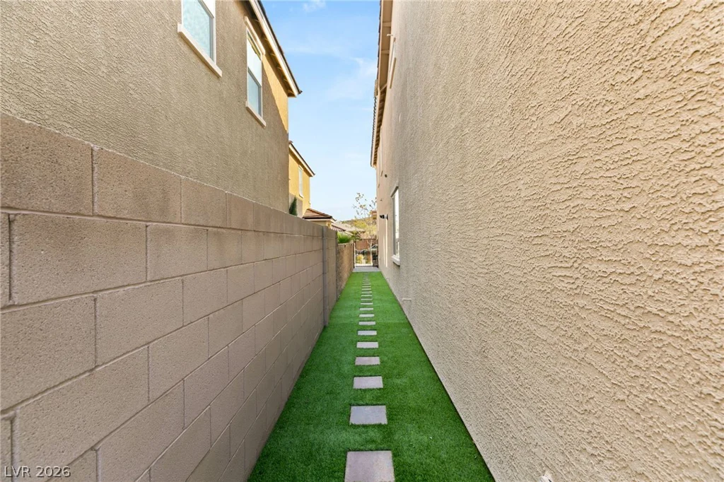 9514 Wild Valley, Las Vegas, NV 89148