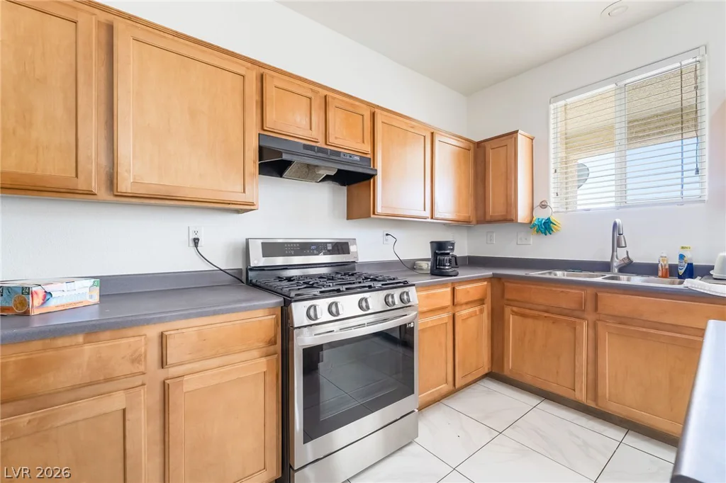 5317 Caprock Canyon, Las Vegas, NV 89139