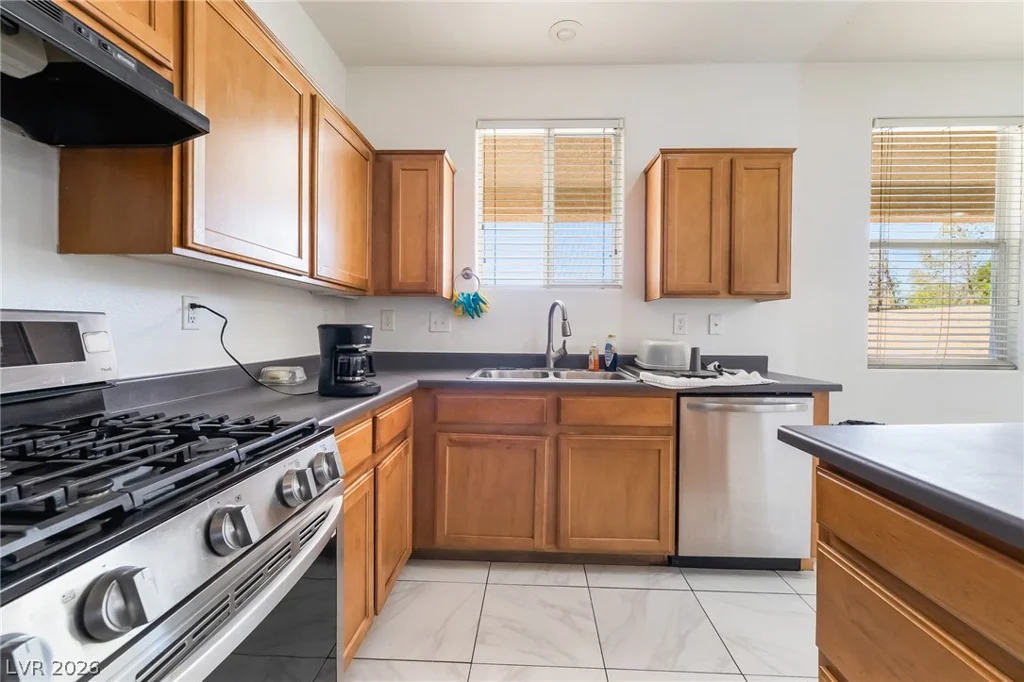 5317 Caprock Canyon, Las Vegas, NV 89139