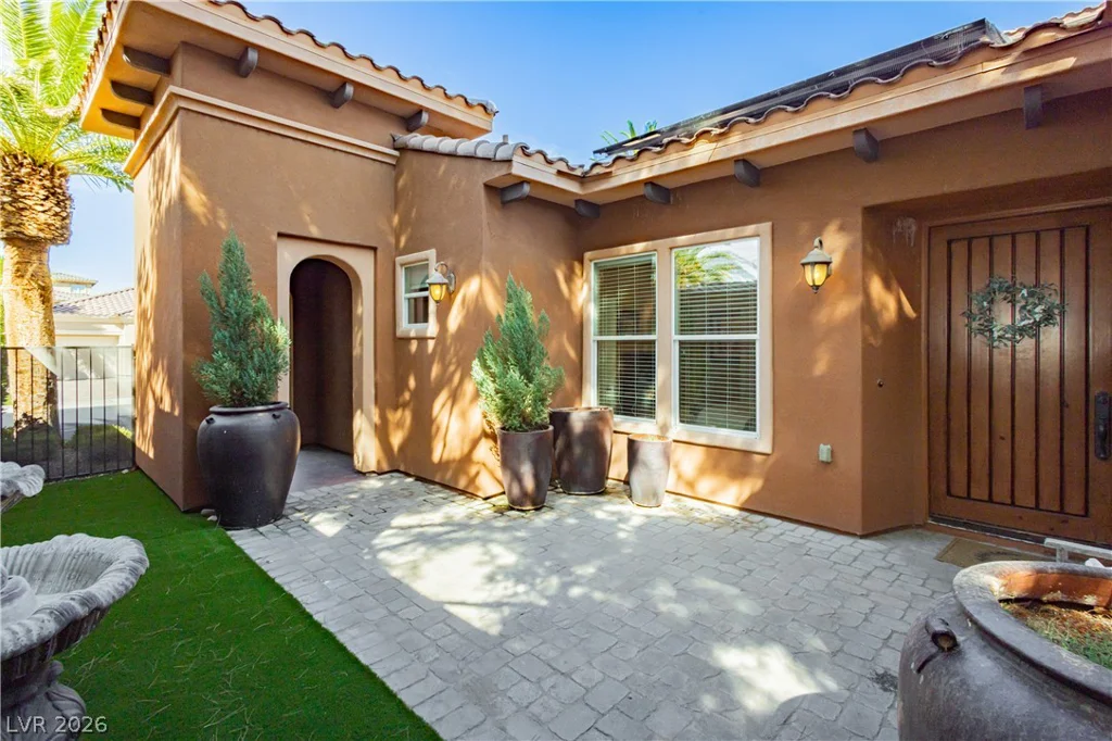 453 Via Palermo, Henderson, NV 89011