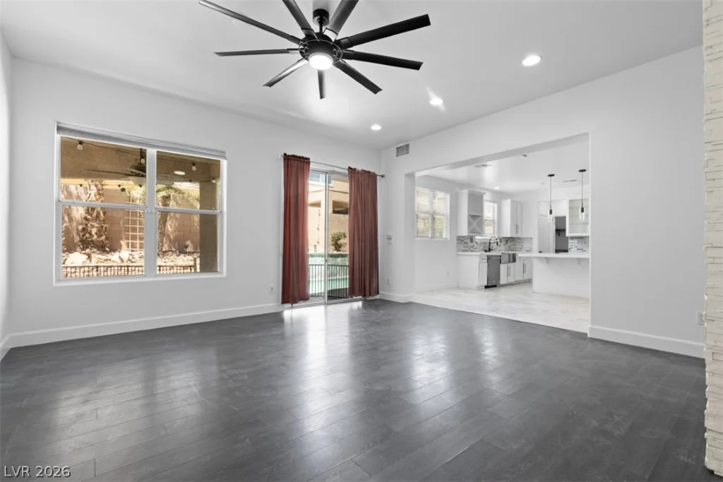 2612 Cattrack, North Las Vegas, NV 89081