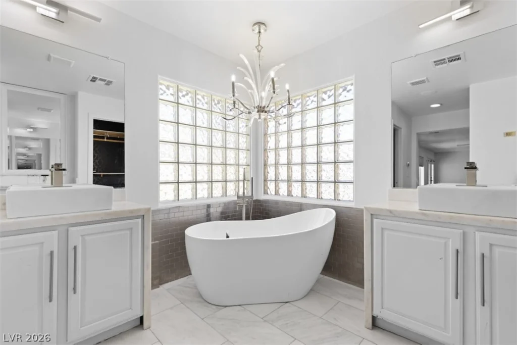 2612 Cattrack, North Las Vegas, NV 89081